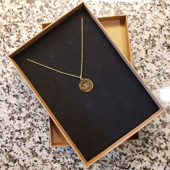 Jewelry Gift Boxes 5" x 7" x 1" New Without Tags - Seven Boxes - Picture 2 of 11